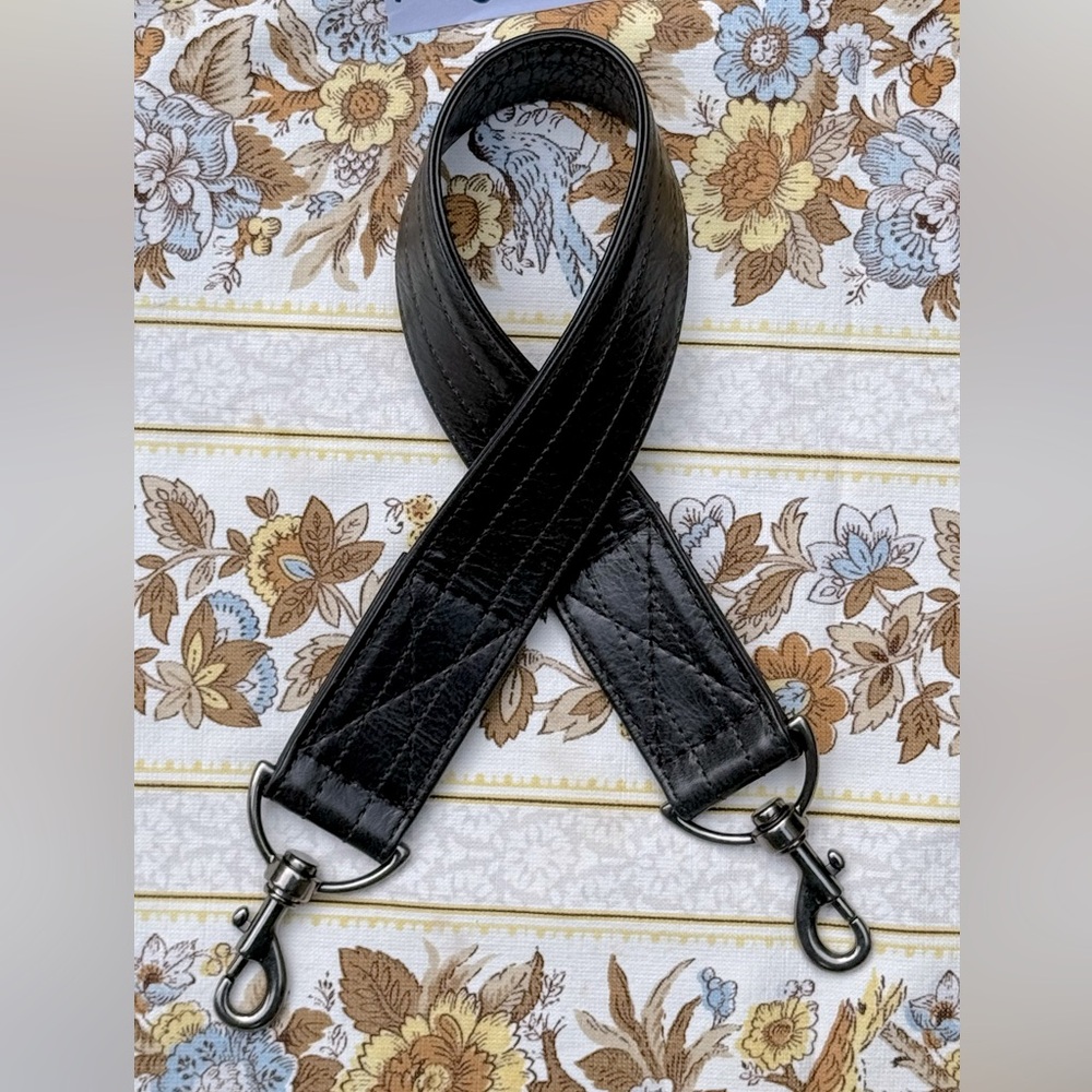 [SOLD] Rough & Tumble Wide Falcon Leather strap with Antique Silver Swivel Clips